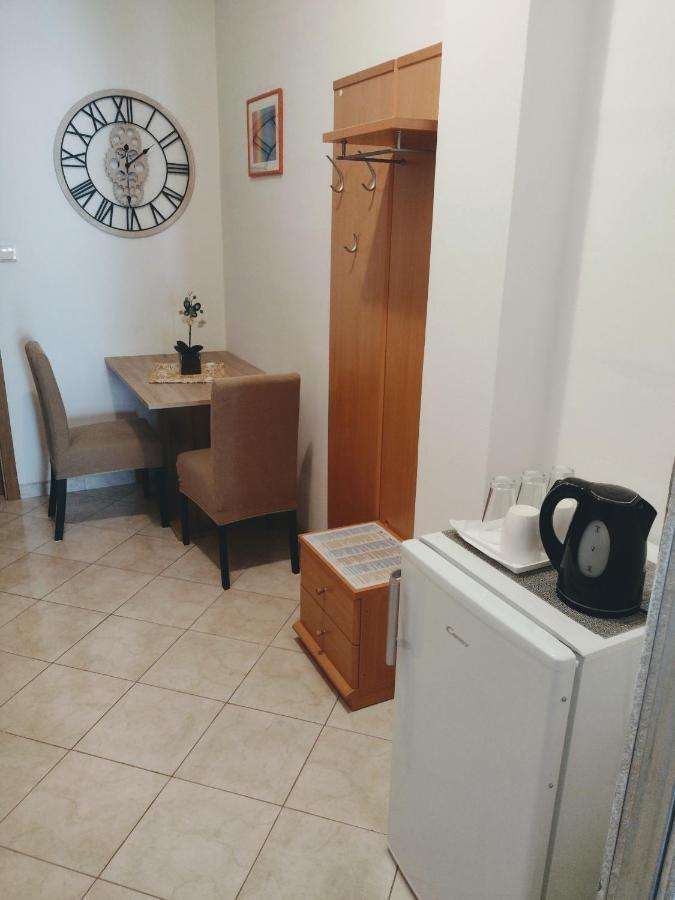 Kalauz Rooms Lozovac Extérieur photo